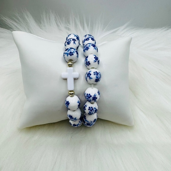 Chinese-Style Ceramic Floral Beaded Stretch Bracelet blue floral Duo with Cross - Picture 3 of 6